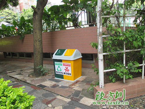 炎炎夏季，玻璃鋼垃圾桶為清遠市街道帶來(lái)點(diǎn)點(diǎn)綠意