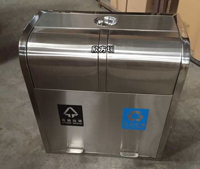 腳踏式不銹鋼分類(lèi)垃圾桶肇慶物業(yè)采購