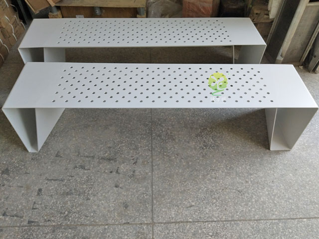 戶(hù)外金屬沖孔休閑椅-商業(yè)街鋼制休閑椅定制廠(chǎng)家