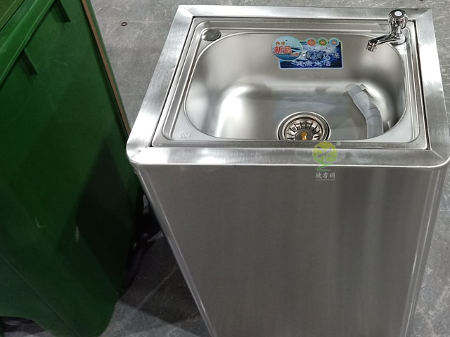 龍崗區城中村垃圾集中分類(lèi)投放點(diǎn)垃圾桶配套宣傳欄洗手盆